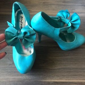 Aqua blue heels